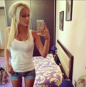 Dating profile image of Stephanie, age 18, California