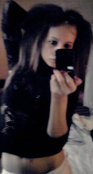 Teagan, age 18, profile photo from Michigan