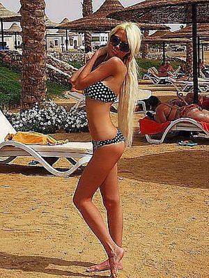 Lydia (22), California | Casual Encounters and Chat