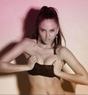 Photo of Maryjane (19) from Arkansas dating profile