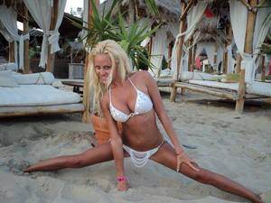 Adult dating profile photo of Amie (30) in Virginia