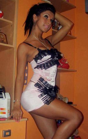 Meet Roberta (30) from Colorado | Same-Night Dating