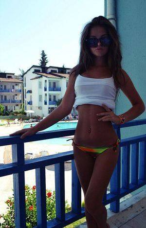 Chat with Alaysia (20) | Texas Hookups Available Now