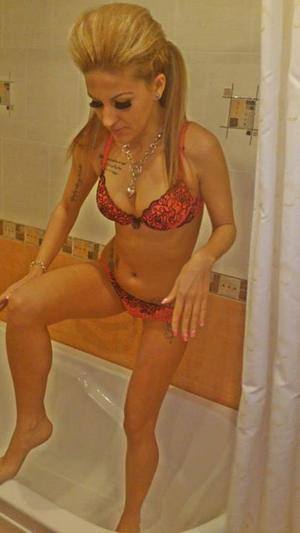 Meet Brielle (19) from Texas | Same-Night Dating