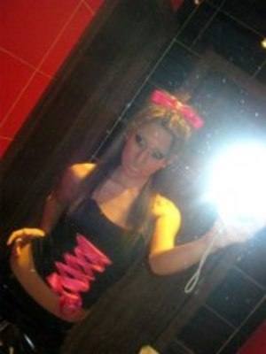 Meet Ella (20) from Wisconsin | Same-Night Dating