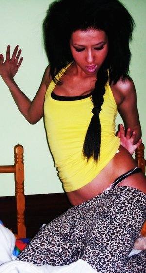 Meet Devon (22) from Texas | Same-Night Dating