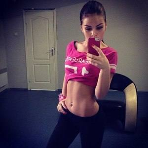 Meet Esperanza (23) from Illinois | Same-Night Dating