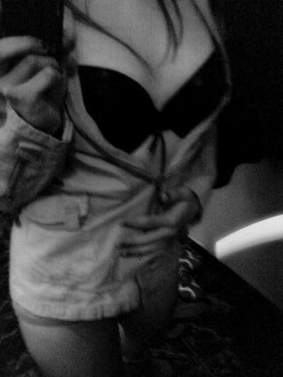 Lena, 25, California | Tonight Casual Encounters