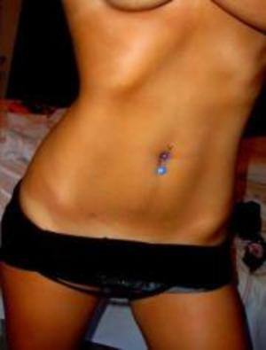 Meet Kacey (18) from New York | Same-Night Dating