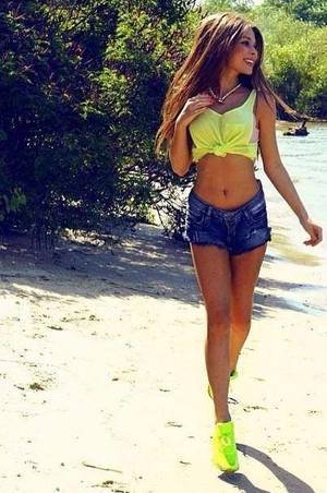 Chat with Maggie (24) | New Jersey Hookups Available Now