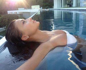 Chat with Tiffani (26) | Texas Hookups Available Now