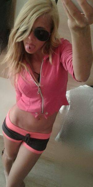 Chat with Lacey (25) | Texas Hookups Available Now
