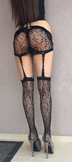 Chat with Paulina (27) | Texas Hookups Available Now