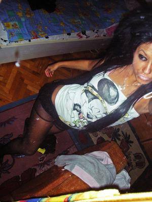 Meet Karla (18) from New York | Same-Night Dating