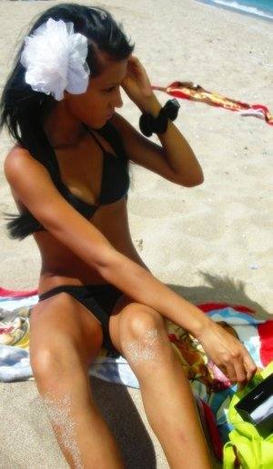 Chat with Kimberley (27) | Florida Hookups Available Now