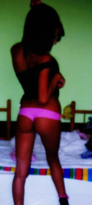 Camille, 28, Alberta | Tonight Casual Encounters