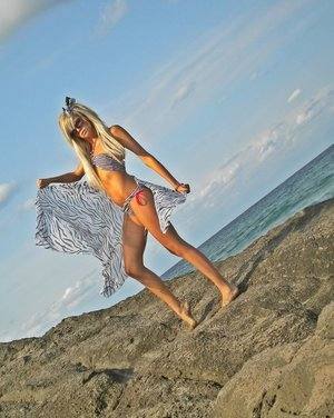 Meet Christy (20) from Texas | Same-Night Dating