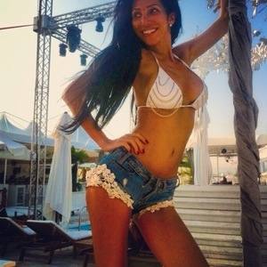 Chat with Savanah (18) | Wisconsin Hookups Available Now