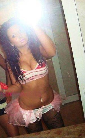 Ariel, 29, profile image for Pennsylvania dating page