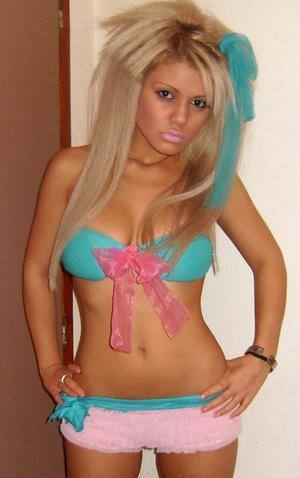 Meet Victoria (27) from Indiana | Same-Night Dating