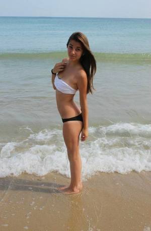 Chat with Alexia (19) | Texas Hookups Available Now