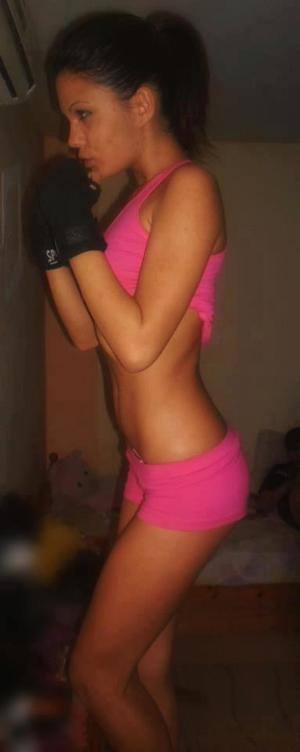 Chat with Helena (25) | Indiana Hookups Available Now