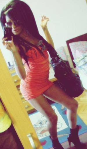 Stacey (19) in New York | Hookup Tonight