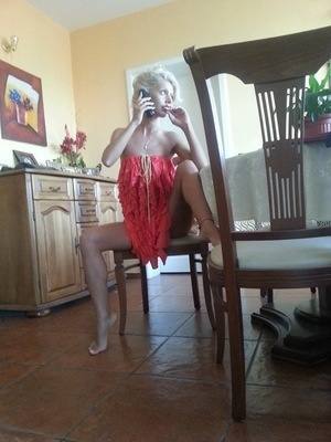 Adult dating profile photo of Jenny (29) in New York, NY