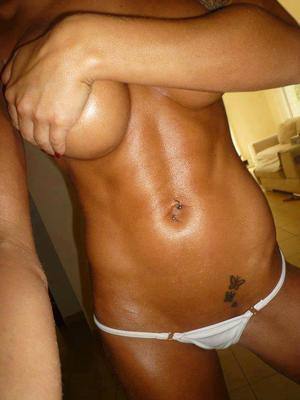 Chat with Larissa (20) | New York Hookups Available Now