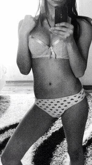 Meet Kendal (30) from Florida | Same-Night Dating