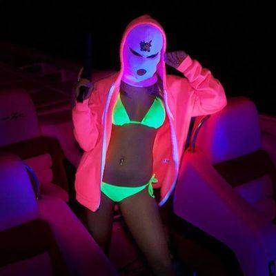 Meet Amina (28) from Illinois | Same-Night Dating