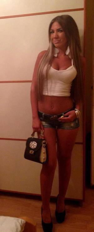 Chat with Christen (29) | Wisconsin Hookups Available Now