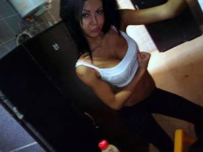 Oleta from Langley, Washington is looking for adult webcam chat