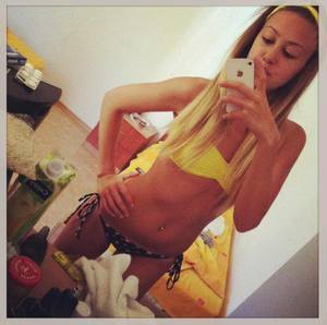 Tosha from  is looking for adult webcam chat