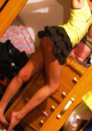 Daniella from Samoset, Florida is looking for adult webcam chat