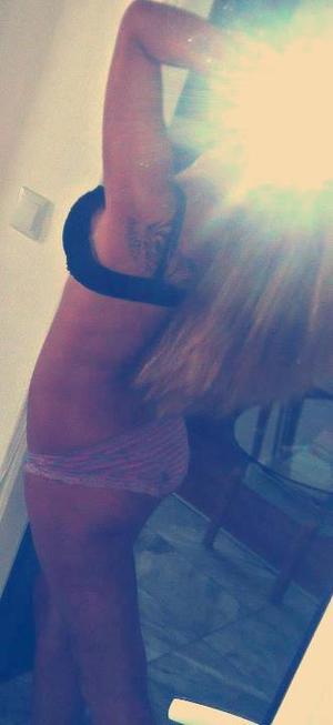 Cheryll from Manchester, Vermont is looking for adult webcam chat